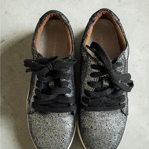 Rockport Women's Black and Silver Athletic/Work Shoes